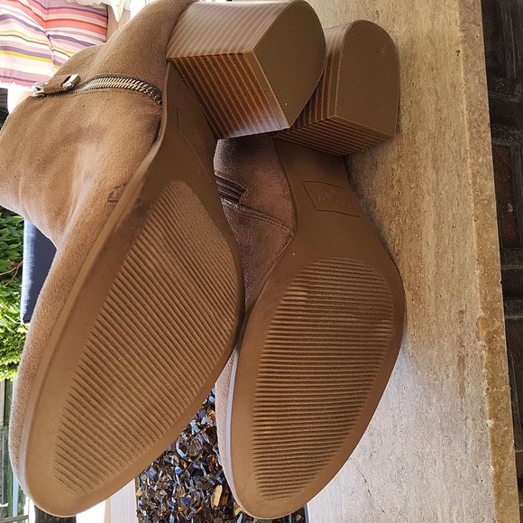 Style & Co faux suede light brown heeled boots size 10 1/2 - Picture 8 of 14